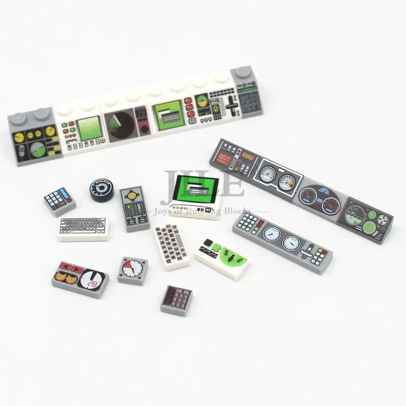 50 stücke MOC Stadt Ziegel Fliesen Hang Messgeräte Steuert Zentrum Radar Bildschirm Tastatur Muster Gedruckt Bausteine ​​Kit Instrument Spielzeug