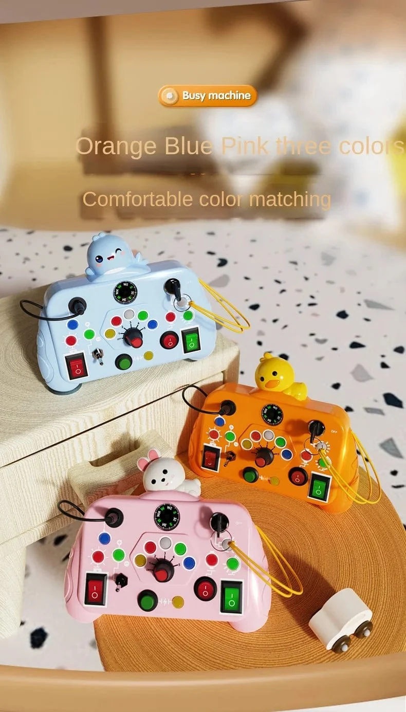 Montessori Busy Board Sensorisches Spielzeug Cartoon mit LED-Lichtschalter-Steuertafel Reiseaktivitäten Kinderspiel für 2–4 Jahre alt