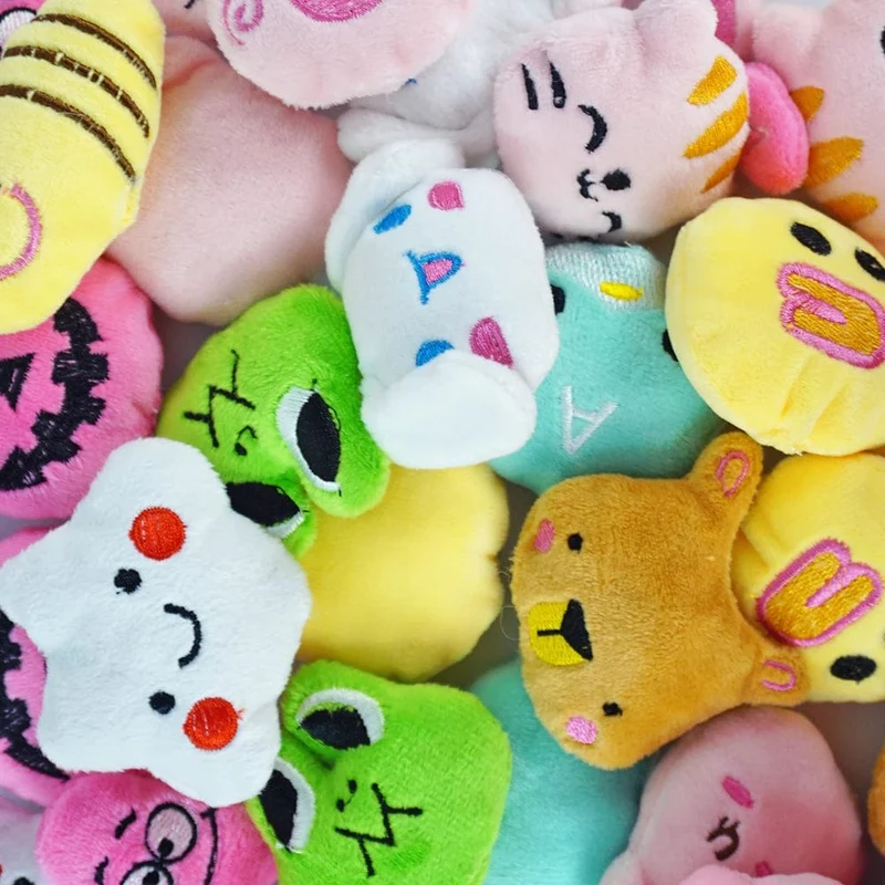 Mini 6 * 4 cm kleines weiches Stofftier Plüsch Plüschtier Puppe Design Kaninchen Bär und andere Multi-Modell kleine Spielzeuge Baby Kinder Geschenke