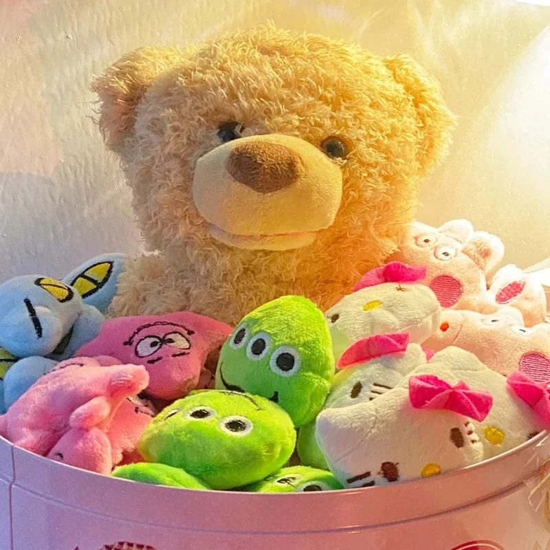 Mini 6 * 4 cm kleines weiches Stofftier Plüsch Plüschtier Puppe Design Kaninchen Bär und andere Multi-Modell kleine Spielzeuge Baby Kinder Geschenke