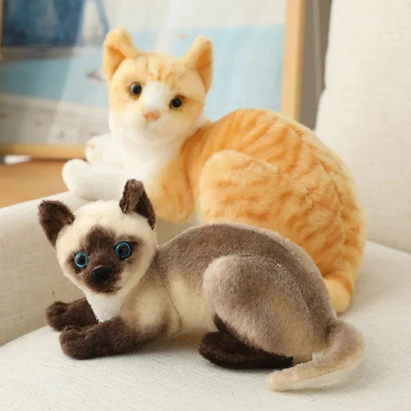 Ausgestopfte lebensechte Siamkatzen Plüschtier Simulation Amerikanische Kurzhaar Süße Katze Puppe Haustier Spielzeug Wohnkultur Geschenk für Mädchen Geburtstag