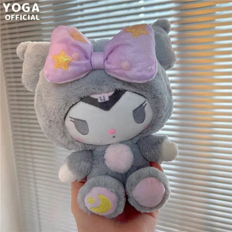 Sanrio Plushies 12/20cm Süße Zimtrolle Kuromi Pochacco Kawaii Plüschpuppe Weiches Plüsch-Geburtstagsgeschenk für Kinder
