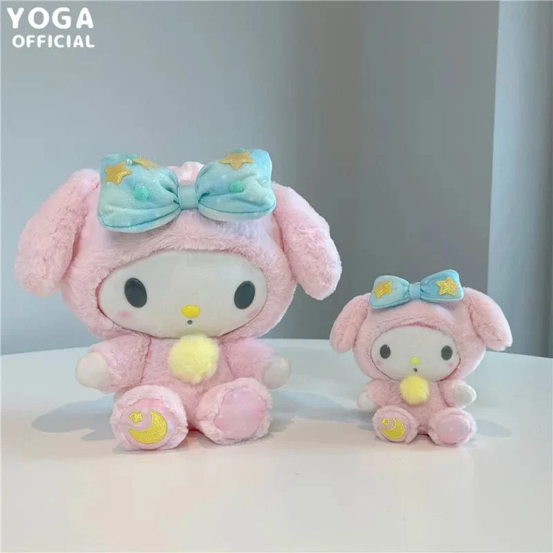 Sanrio Plushies 12/20cm Süße Zimtrolle Kuromi Pochacco Kawaii Plüschpuppe Weiches Plüsch-Geburtstagsgeschenk für Kinder