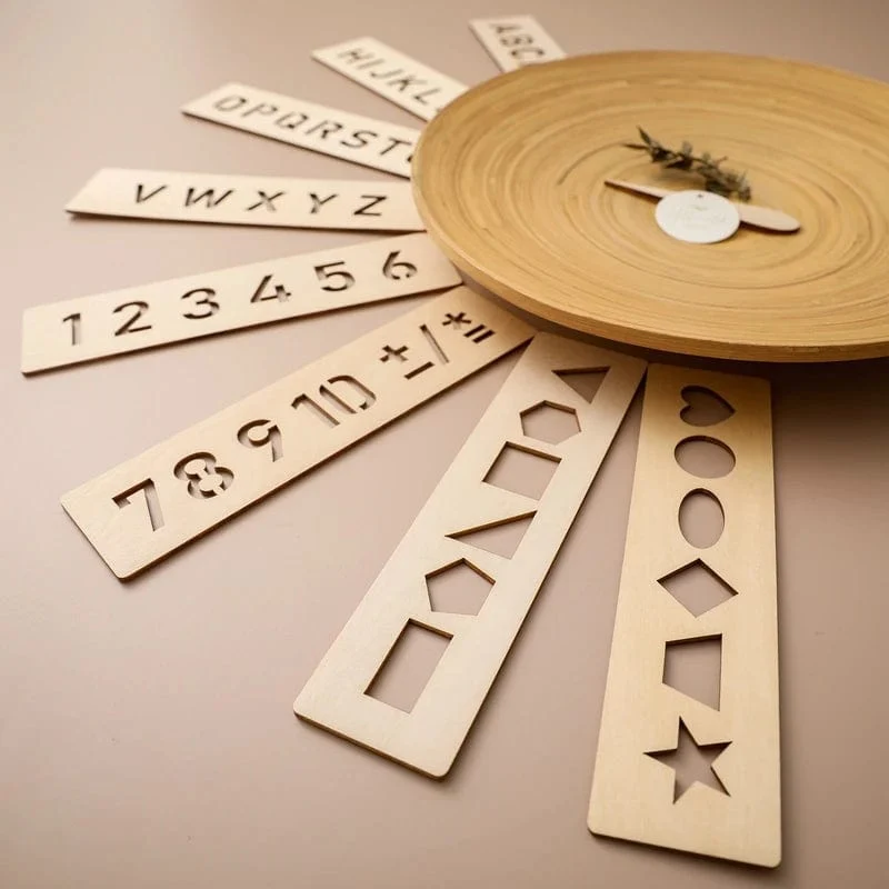 Kinder-Lernspielzeug aus Holz Montessori-Stift-Kontrolltafeln Lernen von Wort-Rechtschreibung, Buchstaben, Zahlen, Rillen, Erkenntnis, Schreibtafel