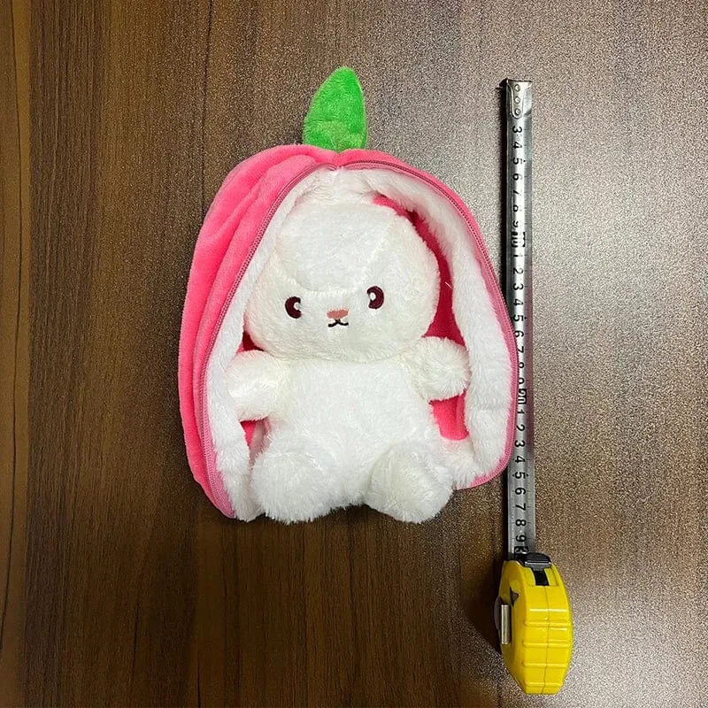 25 cm Cosplay Erdbeer-Karotten-Kaninchen-Plüschtier Ausgestopfte kreative Tasche in Obst verwandeln Baby-Kuschelhase-Plüschtierpuppe für Kinder