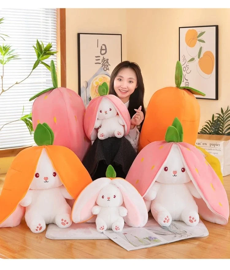 35-75 cm Transformiertes Erdbeerkaninchen-Puppenplüschtier Kleine weiße Kaninchenpuppe Karottenkaninchen-Schlafkissen-Puppengeschenk