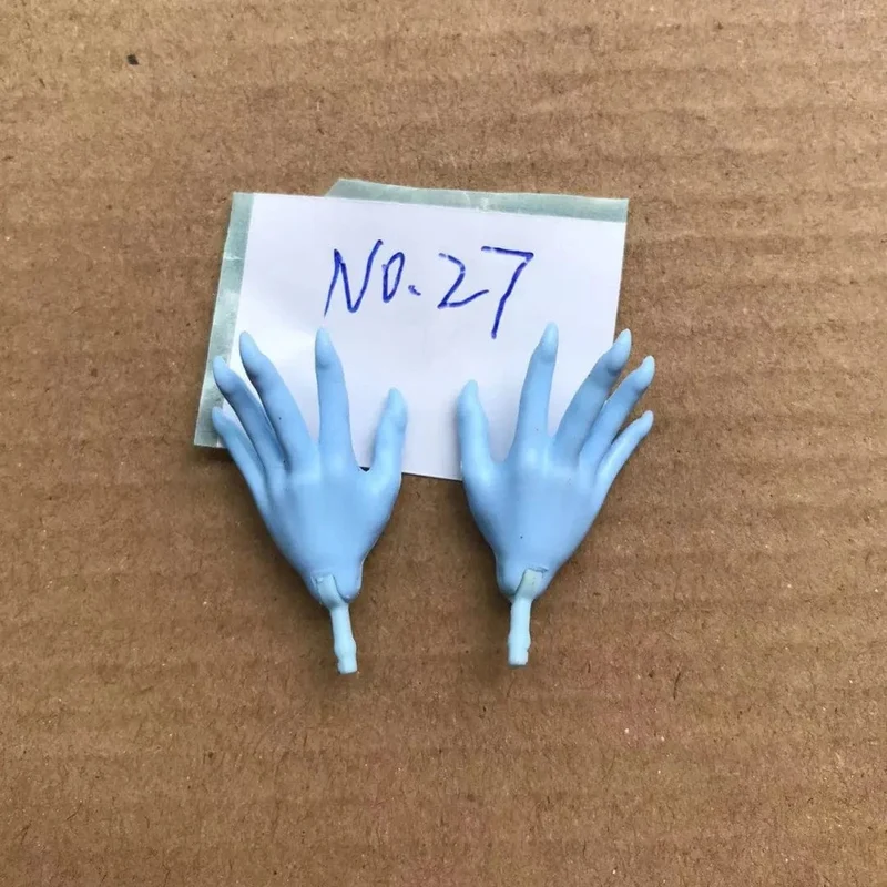 Neue Original-Ersatzpuppenhände Monstering High Puppenspielzeugteile Schwarz Grau Gelb Blau Fishman Puppenhände DIY Spielzeugzubehör