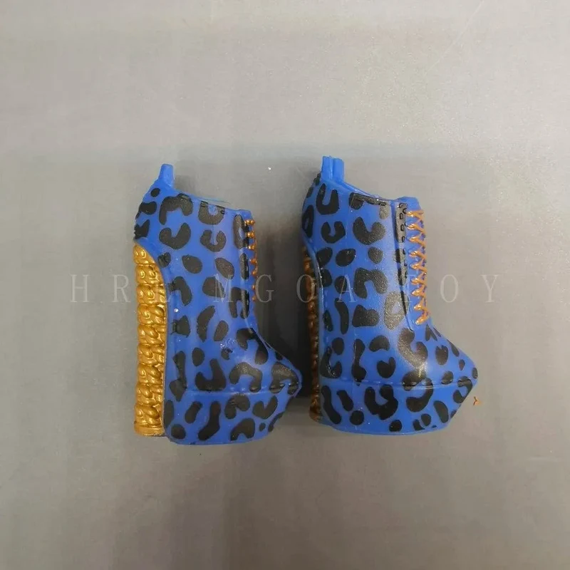 Original 24 cm OMG Fashion Dress Up Schuhe der großen Schwester und übrigens Schuhe der kleinen Schwester Mädchen Puppenzubehör Spielzeug