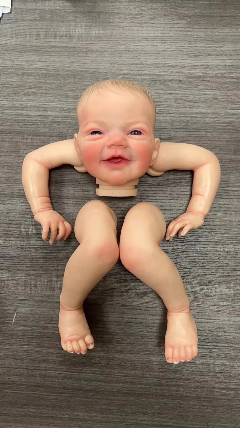 NPK 19 Zoll Reborn Puppenbausatz Charlie bemalter Puppenbausatz Unfertige Puppenteile mit handgezeichneten Haaren Lebensechte Puppe