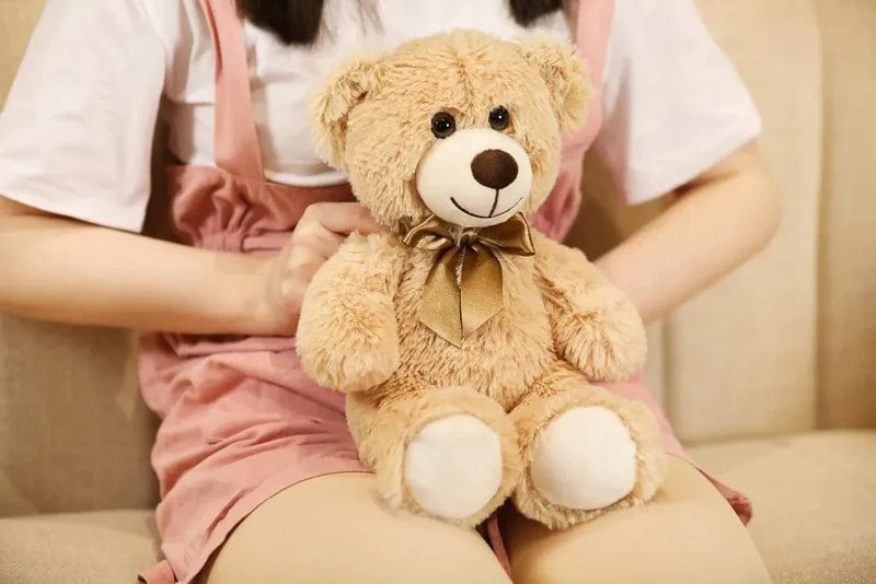 35CM süße bunte Fliege Bär Puppe Plüsch Spielzeug Umarmung Bär Puppe Kinder Geburtstagsgeschenk Kissen Bär Home Wohnzimmer Schlafzimmer