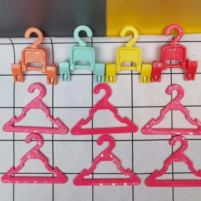 Original Regenbogen Mittelschule Mode große Schwester Puppe Ständer Kleiderbügel Ohrringe Ohrstecker DIY Zubehör Mädchen Spielzeug