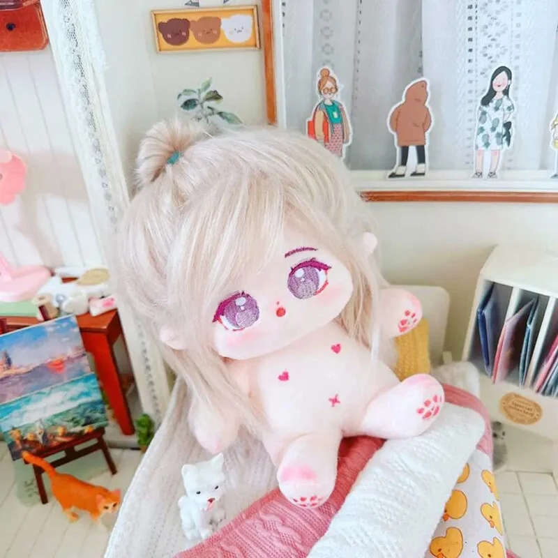 20 cm große Baumwollpuppe, weiche Stoffpuppe, Anziehpuppe, niedliches Plüschtier, Anime-Motiv, kann in verschiedene Formen gebracht werden, inklusive Zubehör für nackte Puppen