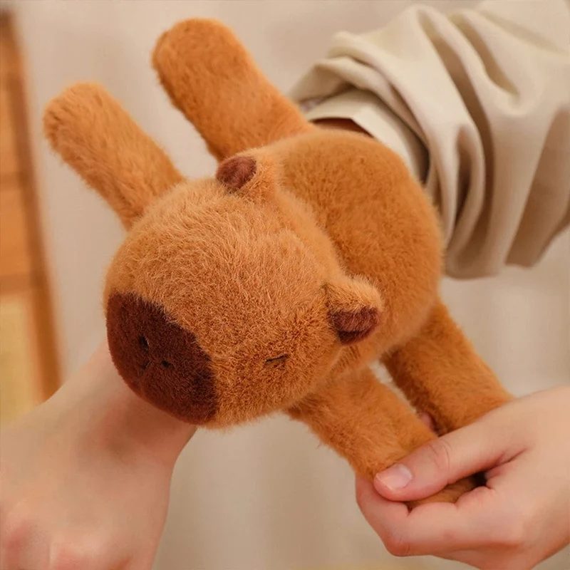 Capybara Plüsch Simulation Capybara Anime Fluffty Toy Süßes Capybara Plüsch Spielzeug mit Handkreis Ring Tiere Stoffpuppen