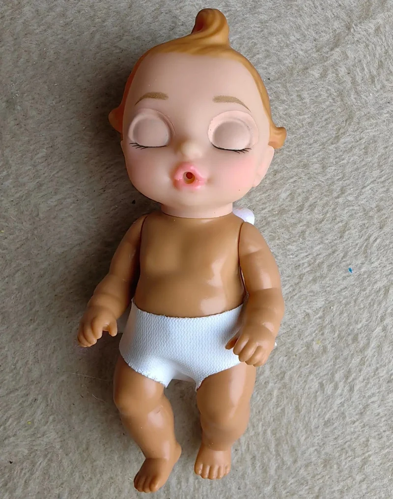 10 cm Hochwertige Mode Action original Schöne kleine schlafende Babypuppe Beste Geschenk für Kind