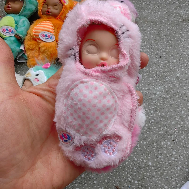 10 cm Hochwertige Mode Action original Schöne kleine schlafende Babypuppe Beste Geschenk für Kind