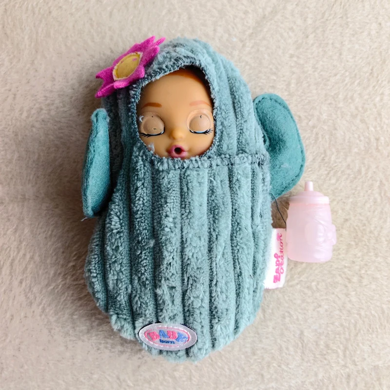 10 cm Hochwertige Mode Action original Schöne kleine schlafende Babypuppe Beste Geschenk für Kind