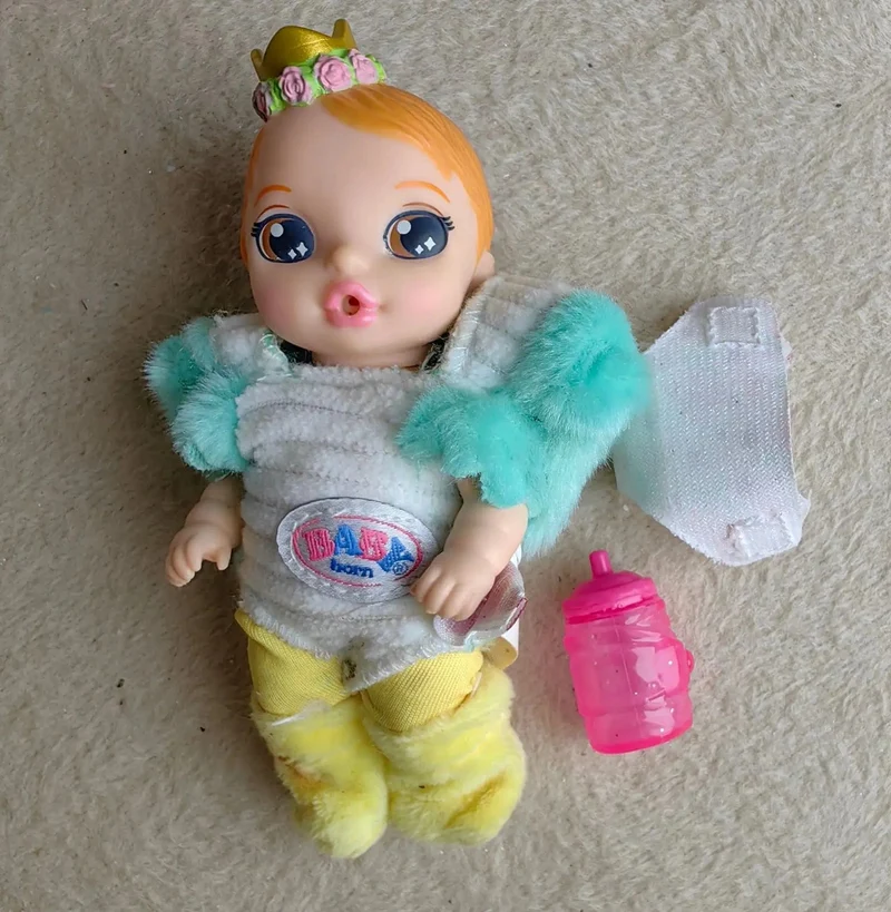 10 cm Hochwertige Mode Action original Schöne kleine schlafende Babypuppe Beste Geschenk für Kind