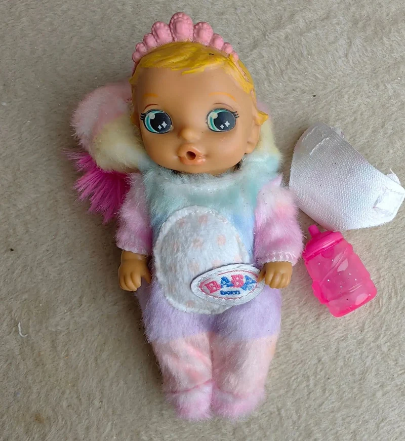 10 cm Hochwertige Mode Action original Schöne kleine schlafende Babypuppe Beste Geschenk für Kind