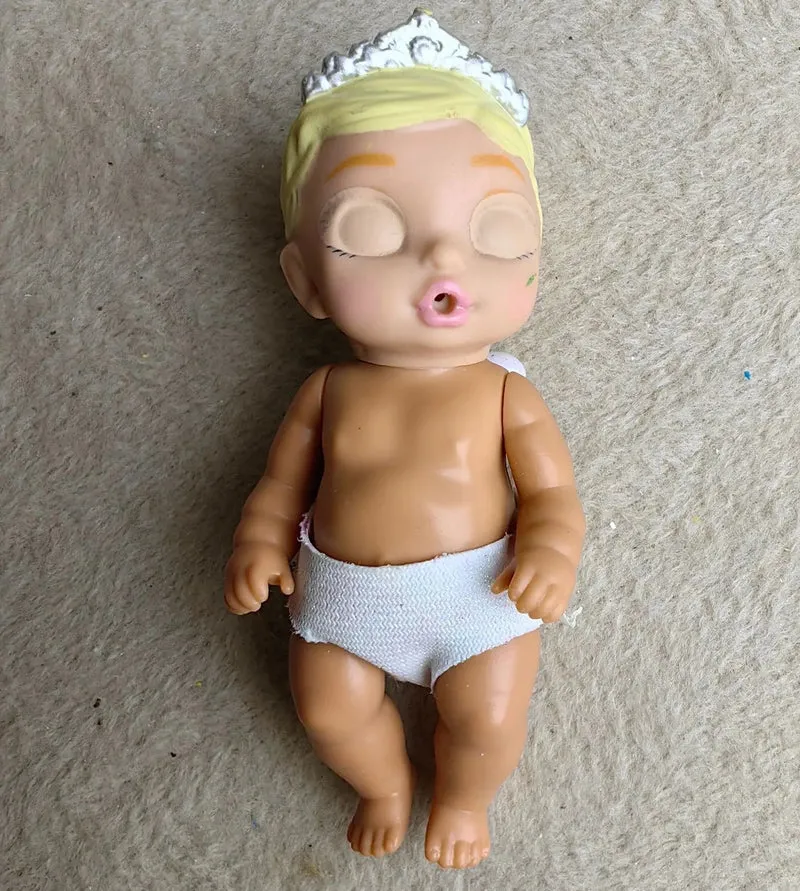 10 cm Hochwertige Mode Action original Schöne kleine schlafende Babypuppe Beste Geschenk für Kind