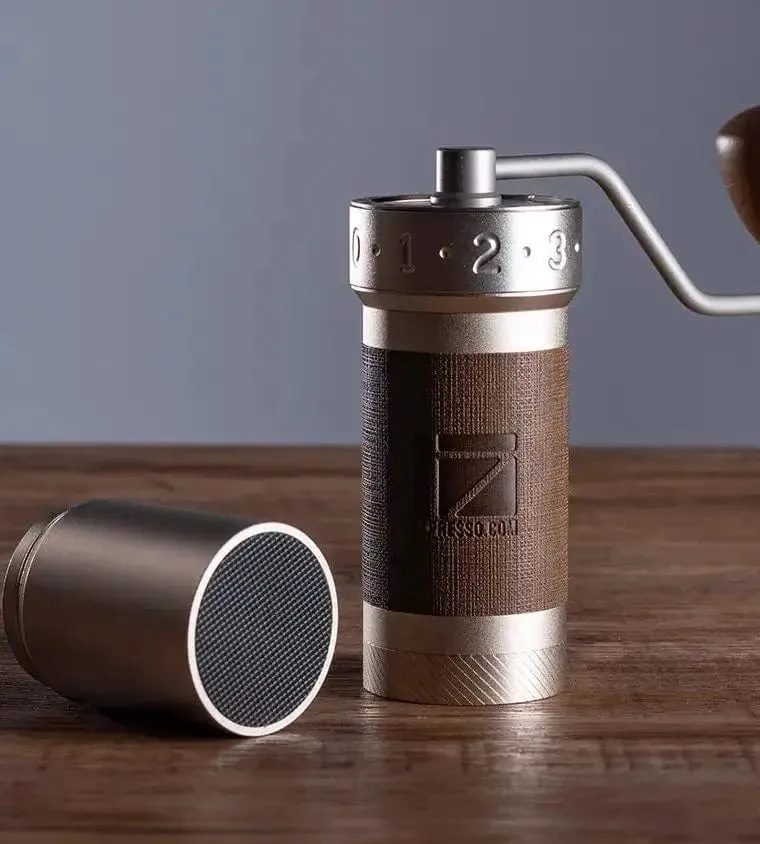 1Zpresso ZP6 Handkurbel-Bohnenmühle Handgebrühter Espresso Tragbare Kaffeemühle Einstellbare 7-Kern-Mahlscheibe 48 mm Gewürzmühle