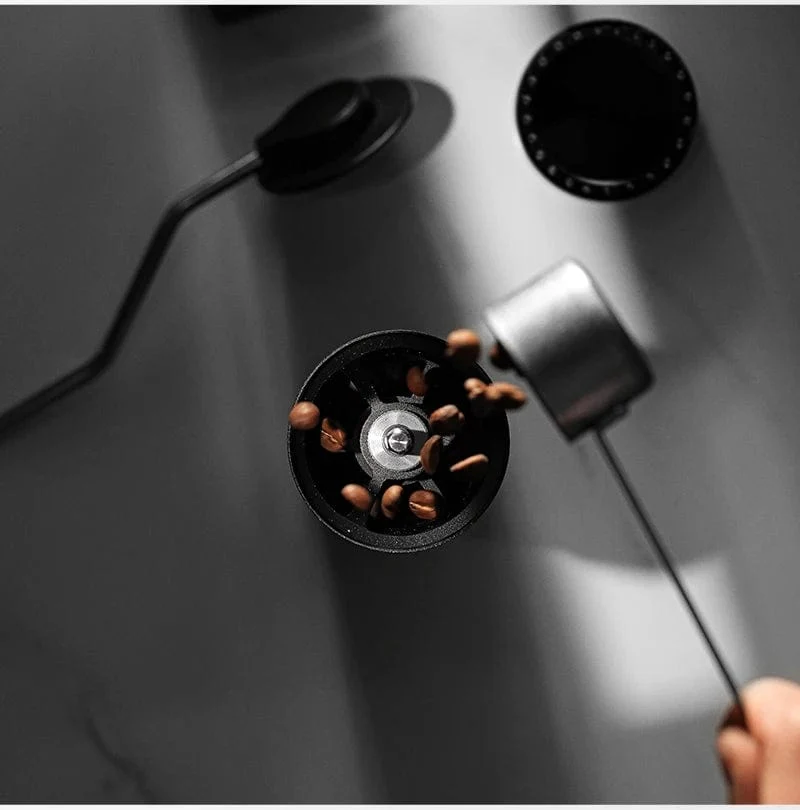 MHW-3BOMBER Manuelle Kaffeemühle mit numerischer Außeneinstellung, konischer Mahlgrad aus Edelstahl, passend für Filterkaffee, Espresso, Barista-Geschenke