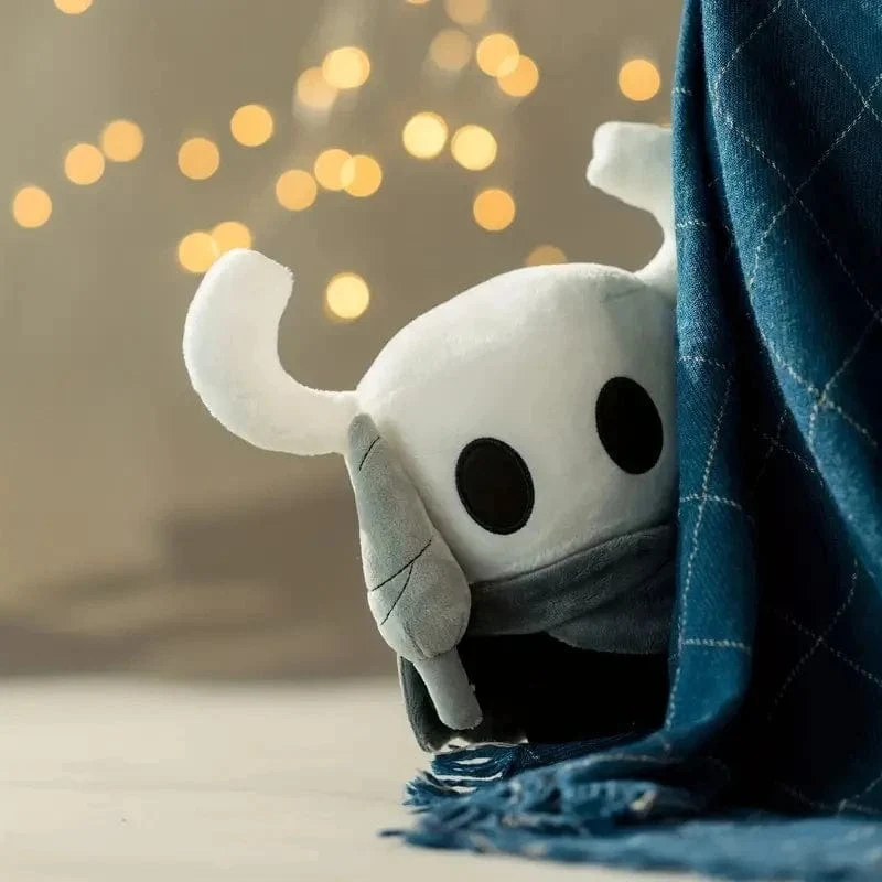 10.63 Zoll Hollow Knight Plüschtier Spiel Hollow Knight Stofftier Plüschpuppen Kinderspielzeug Geburtstagsurlaub für Jungen Ostergeschenk