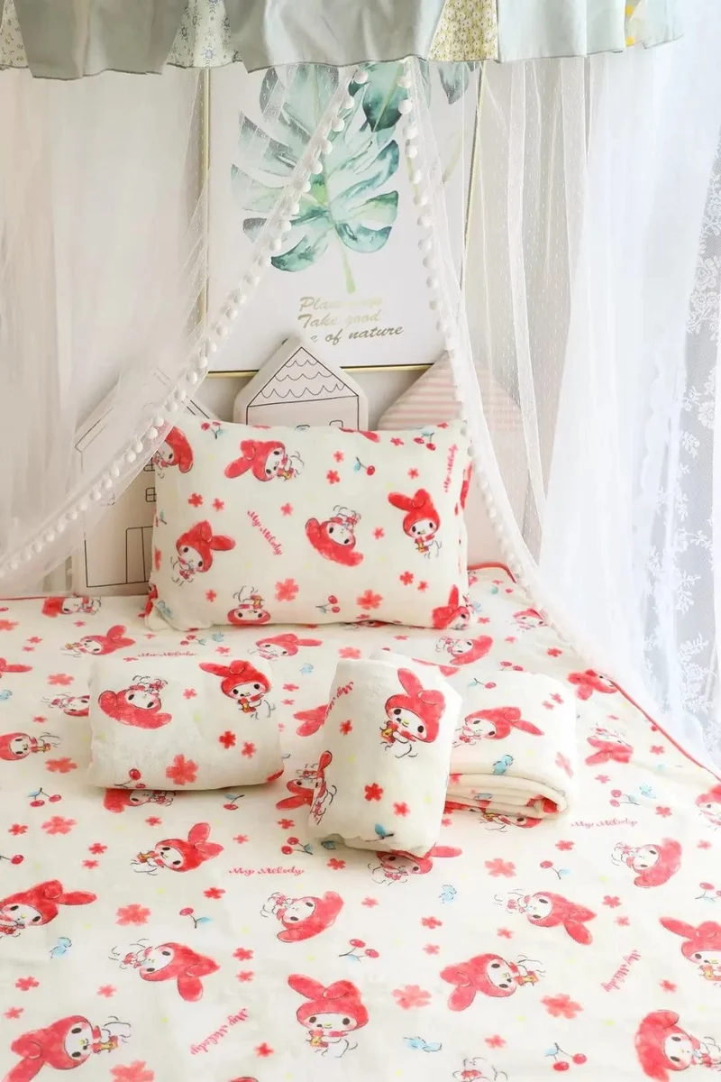 Cartoon Hello Kitty Plüschdecke Anime Flanell Kissenbezug Kawaii Sanrio Zimmerdekor Nickerchen Klimaanlage QuiltFeines Geschenk für Mädchen
