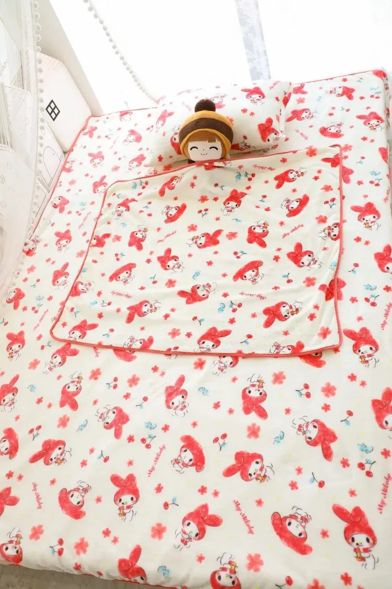Cartoon Hello Kitty Plüschdecke Anime Flanell Kissenbezug Kawaii Sanrio Zimmerdekor Nickerchen Klimaanlage QuiltFeines Geschenk für Mädchen