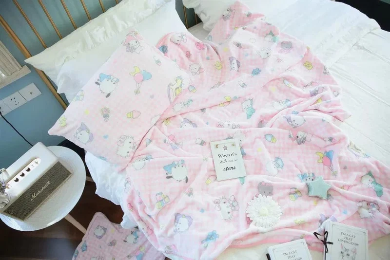 Cartoon Hello Kitty Plüschdecke Anime Flanell Kissenbezug Kawaii Sanrio Zimmerdekor Nickerchen Klimaanlage QuiltFeines Geschenk für Mädchen