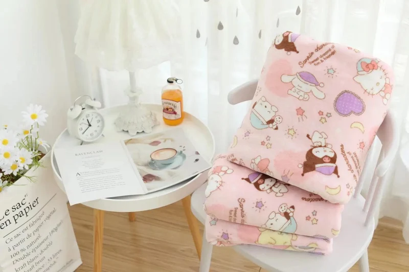 Cartoon Hello Kitty Plüschdecke Anime Flanell Kissenbezug Kawaii Sanrio Zimmerdekor Nickerchen Klimaanlage QuiltFeines Geschenk für Mädchen