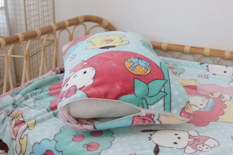 Cartoon Hello Kitty Plüschdecke Anime Flanell Kissenbezug Kawaii Sanrio Zimmerdekor Nickerchen Klimaanlage QuiltFeines Geschenk für Mädchen