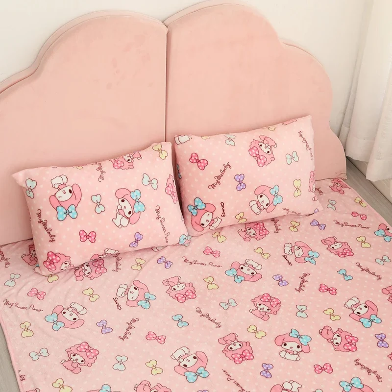 Cartoon Hello Kitty Plüschdecke Anime Flanell Kissenbezug Kawaii Sanrio Zimmerdekor Nickerchen Klimaanlage QuiltFeines Geschenk für Mädchen
