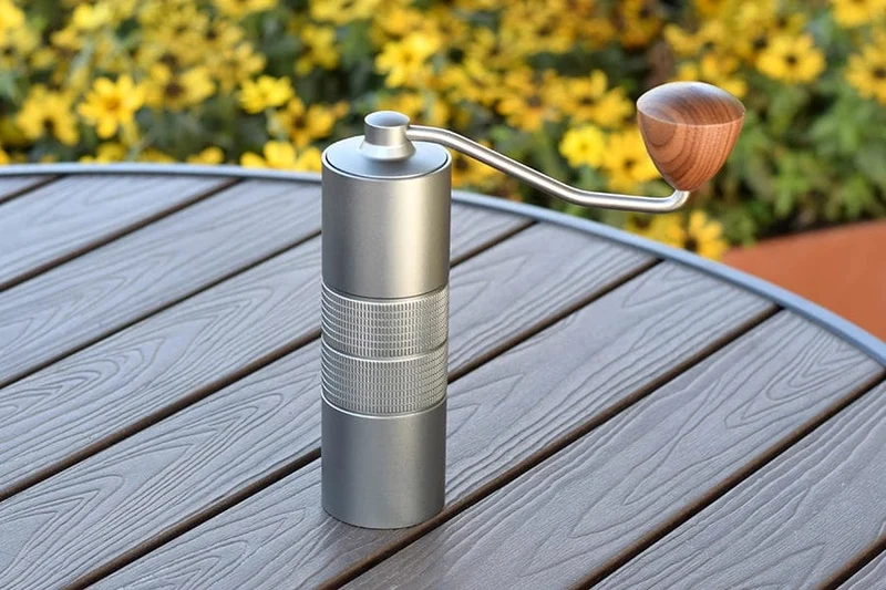 JAFFEE J0/J1 manuelle Kaffeemühle mit 38 mm 5-Kern/7-Kern-Mahlwerk, 3 Lager, tragbare Kaffeemühle, einstellbare Espressomühle