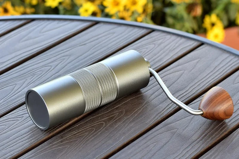 JAFFEE J0/J1 manuelle Kaffeemühle mit 38 mm 5-Kern/7-Kern-Mahlwerk, 3 Lager, tragbare Kaffeemühle, einstellbare Espressomühle