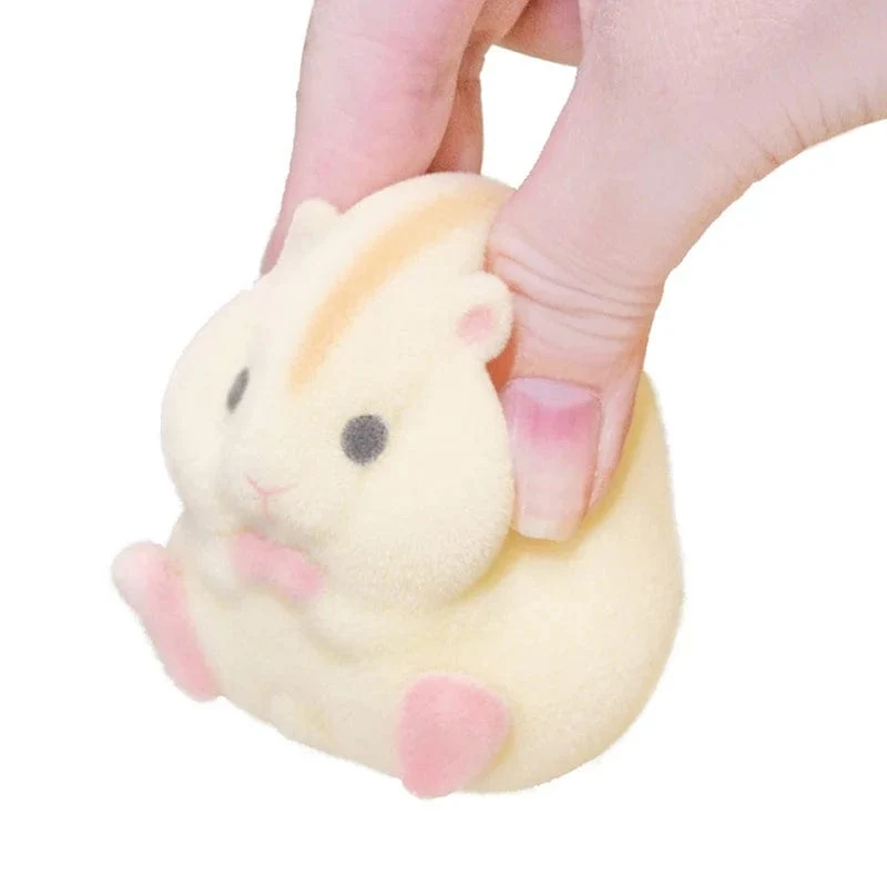【Zufälliger Stil】 Original japanische Kapselspielzeuge, süße Kawaii-Fettmilch-weiche Hamster-Beflockungsplüschpuppen, Quetschspielzeug zum Stressabbau.