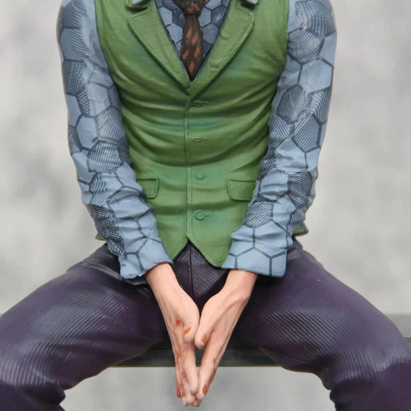 Anime Detective Comics Joker Sitzend Mafex Actionfigur Suicide Squad Joker Supervillain Modell Puppe Geschenk Auto Dekoration Spielzeug