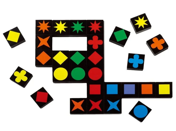 2021 Neues Lernspielzeug für Kinder Qwirkle Holzschach Interaktive Eltern-Kind-Spiele Kinderspielzeug für Erwachsene Geschenke