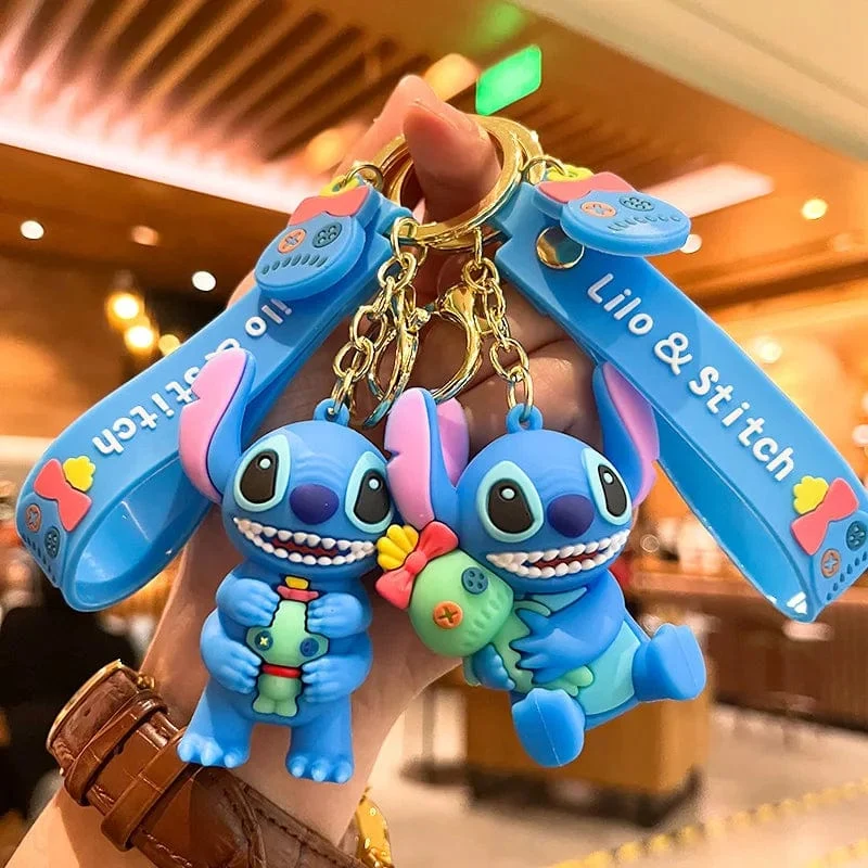 4 Arten Lilo Stitch Schlüsselanhänger Stitch Actionfigur Schlüsselanhänger Hängendes Ornament Puppen Sammlung Modell Stitch Spielzeug für Kinder Geschenk