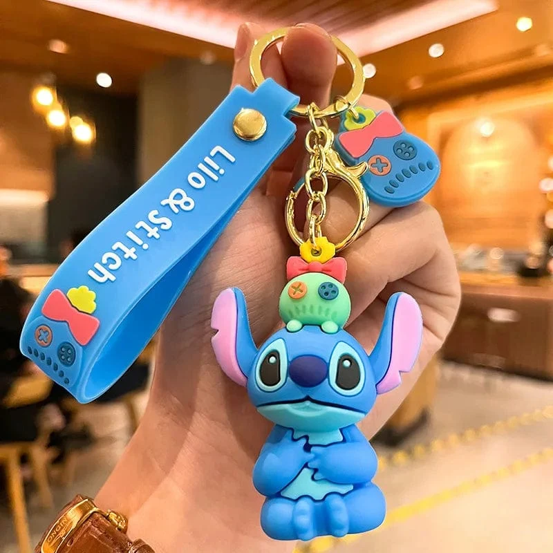 4 Arten Lilo Stitch Schlüsselanhänger Stitch Actionfigur Schlüsselanhänger Hängendes Ornament Puppen Sammlung Modell Stitch Spielzeug für Kinder Geschenk