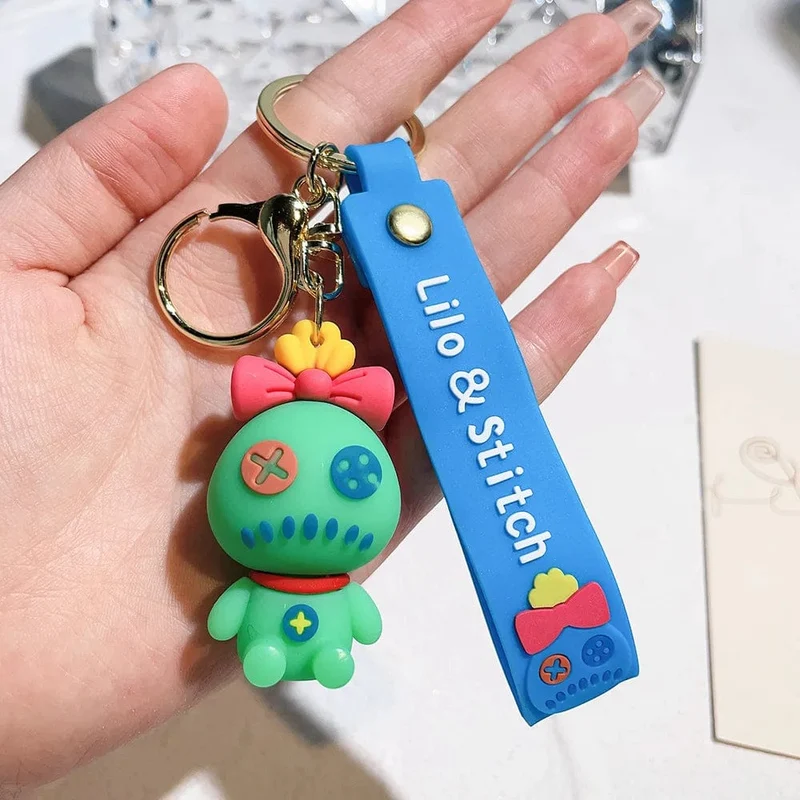 4 Arten Lilo Stitch Schlüsselanhänger Stitch Actionfigur Schlüsselanhänger Hängendes Ornament Puppen Sammlung Modell Stitch Spielzeug für Kinder Geschenk