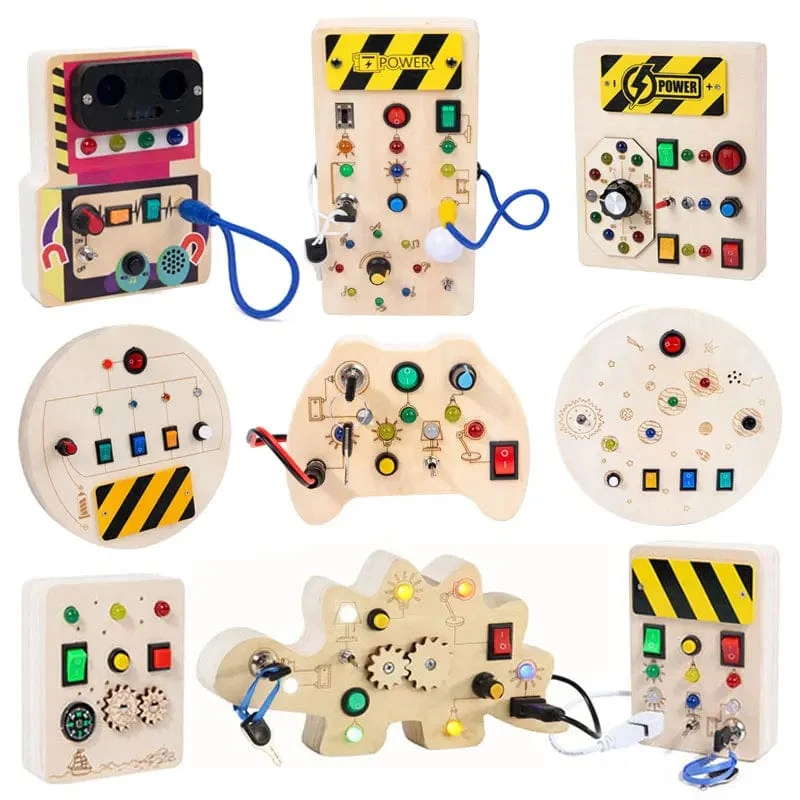 Montessori Busy Board Sensorisches Spielzeug aus Holz mit LED-Lichtschalter-Steuerplatine Reiseaktivitäten Kinderspiele für 2–4 Jahre alt