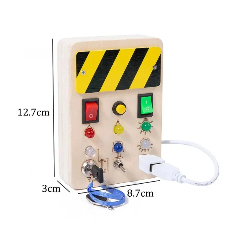 Montessori Busy Board Sensorisches Spielzeug aus Holz mit LED-Lichtschalter-Steuerplatine Reiseaktivitäten Kinderspiele für 2–4 Jahre alt