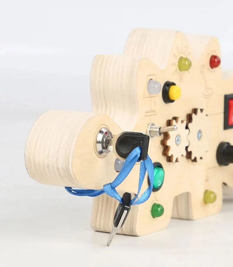 Montessori Busy Board Sensorisches Spielzeug aus Holz mit LED-Lichtschalter-Steuerplatine Reiseaktivitäten Kinderspiele für 2–4 Jahre alt