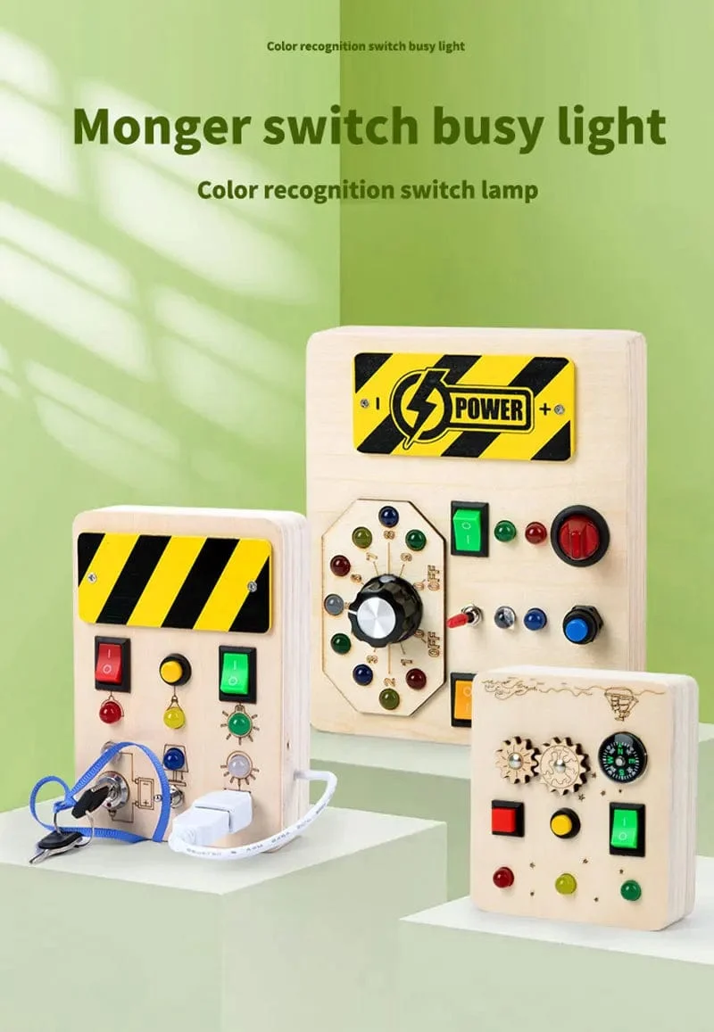 Montessori Busy Board Sensorisches Spielzeug aus Holz mit LED-Lichtschalter-Steuerplatine Reiseaktivitäten Kinderspiele für 2–4 Jahre alt