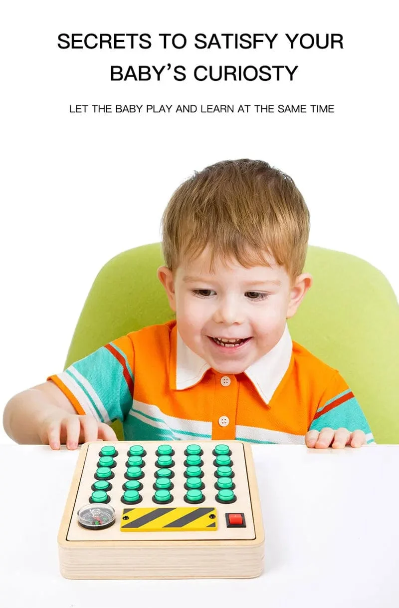 Montessori Busy Board Sensorisches Spielzeug aus Holz mit LED-Lichtschalter-Steuerplatine Reiseaktivitäten Kinderspiele für 2–4 Jahre alt