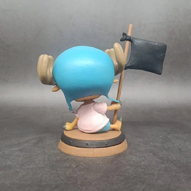 9cm One Piece Figur Anime Chopper mit Flagge Action Figur Puppe Modell Spielzeug PVC Statue Sammlung Auto Dekoration Kinder Geschenke