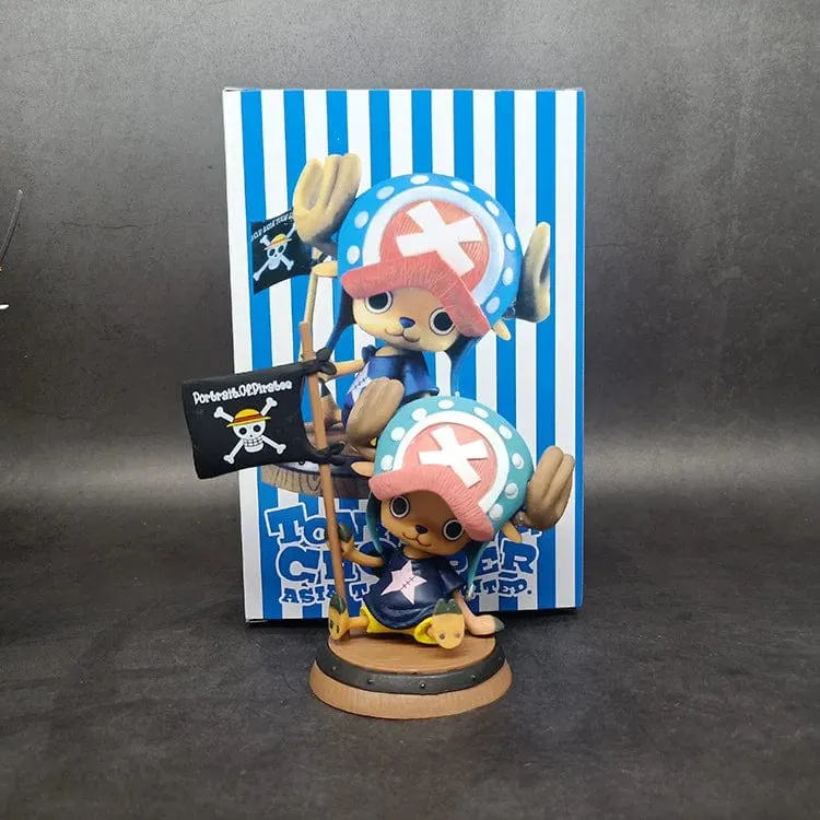 9cm One Piece Figur Anime Chopper mit Flagge Action Figur Puppe Modell Spielzeug PVC Statue Sammlung Auto Dekoration Kinder Geschenke