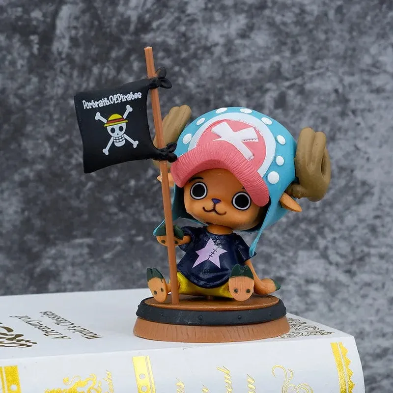 9cm One Piece Figur Anime Chopper mit Flagge Action Figur Puppe Modell Spielzeug PVC Statue Sammlung Auto Dekoration Kinder Geschenke