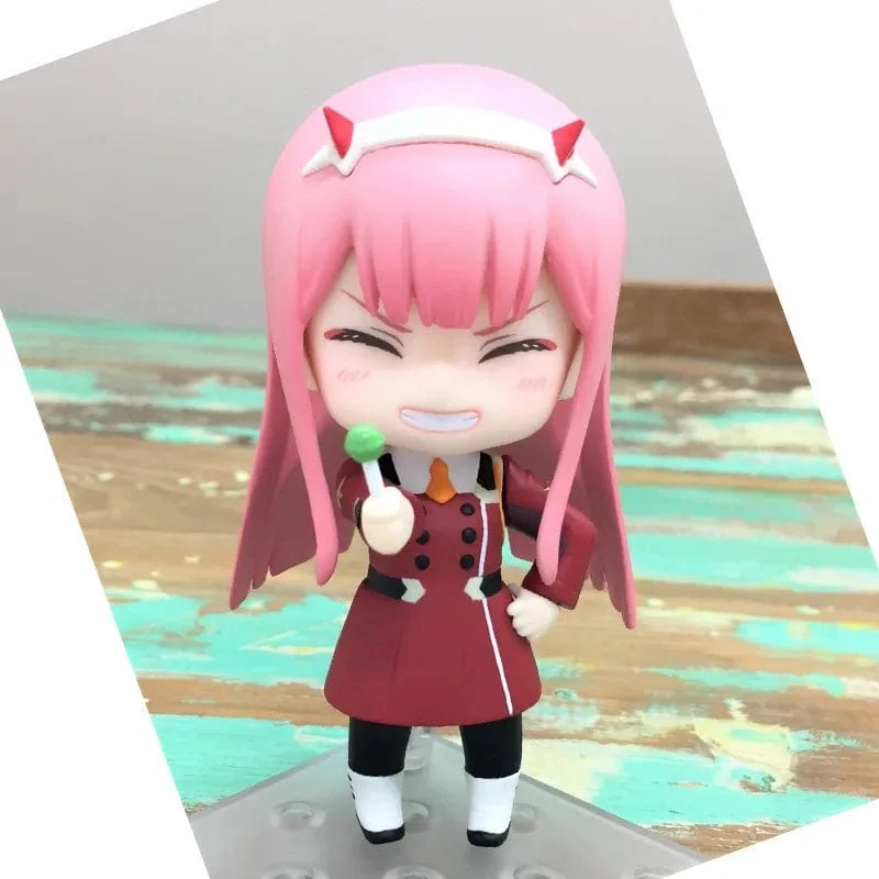 10 cm Amine-Figur Liebling in der FRANXX Q-Version Uniform Kampfuniform Puppen Spielzeug Geschenk Sammeln Boxed Ornamente PVC-Material