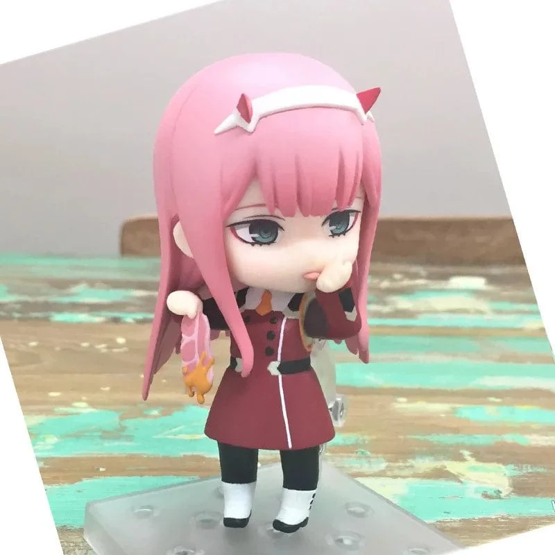 10 cm Amine-Figur Liebling in der FRANXX Q-Version Uniform Kampfuniform Puppen Spielzeug Geschenk Sammeln Boxed Ornamente PVC-Material